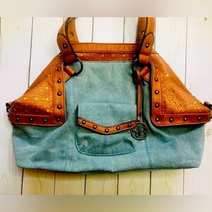 Beautiful Jessica Simpson handbag